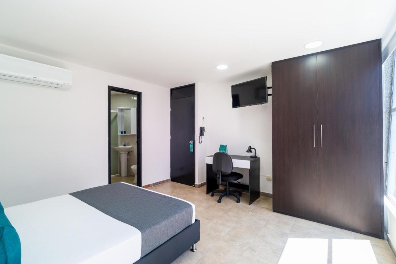 Готель Ayenda Coliving La 78A Медельїн Екстер'єр фото
